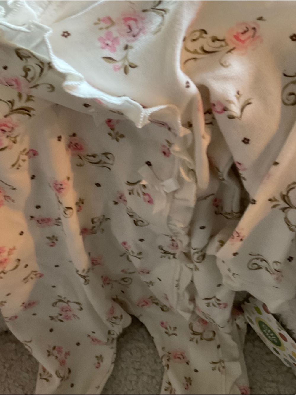 Cream Floral Baby One-Piece Footed Pajamas with Hat NWT - Picture 5 of 6